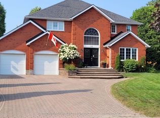 372 Shama Ct, Kingston, ON K7M 8K5