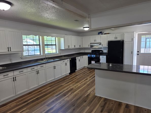 2122 Taft Ave