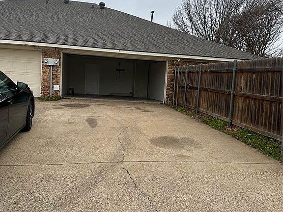 3rd image of 3202 Upshire Ct
