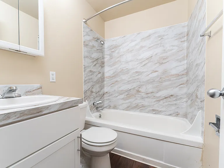 2 Bedroom One Bath 1100 Sq Ft 2 Bedroom One Bath 1100 Sq Ft