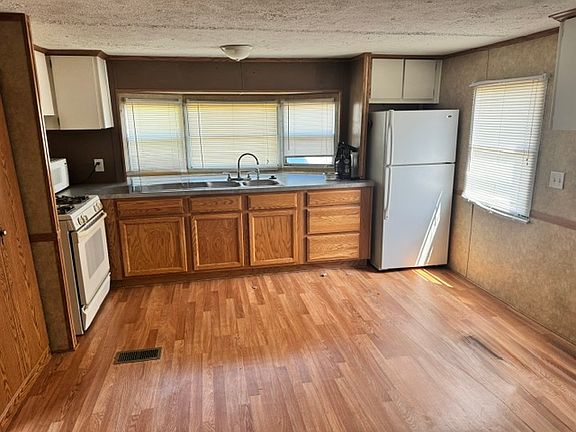 5th image of 267 W Macgregor Ct #601