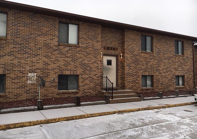 1st image of 635 Kennedy Dr APT 3