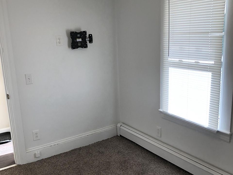 296 Turner St. 296 Turner St Auburn ME Zillow