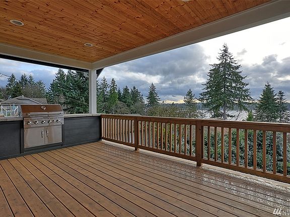 4th image of 10818 Lake View Dr