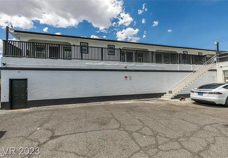 1116 S Casino Center Blvd #2 — Photo 33