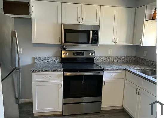 638 Lpga Blvd #B — Photo 7