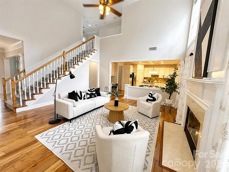 11106 Knight Castle Dr — Photo 9