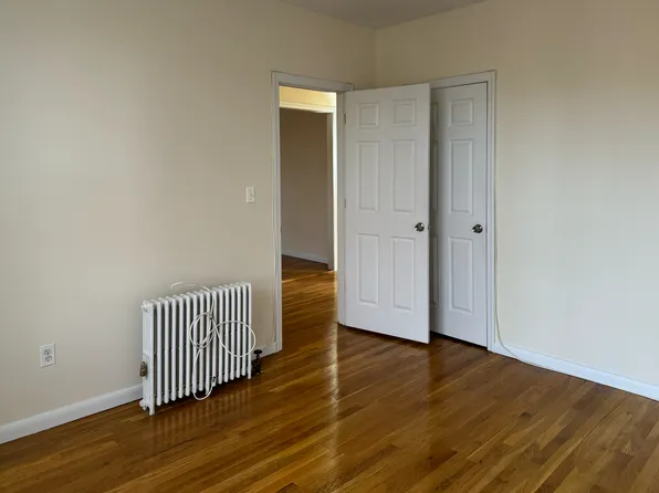 24-15 27th Street image 14 of 19