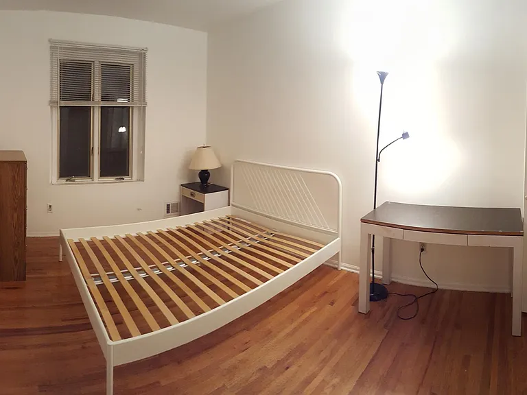 34 Phelps Ave #2 — Photo 11