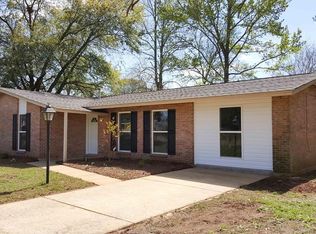 134 Teri Ln, Prattville, AL 36066