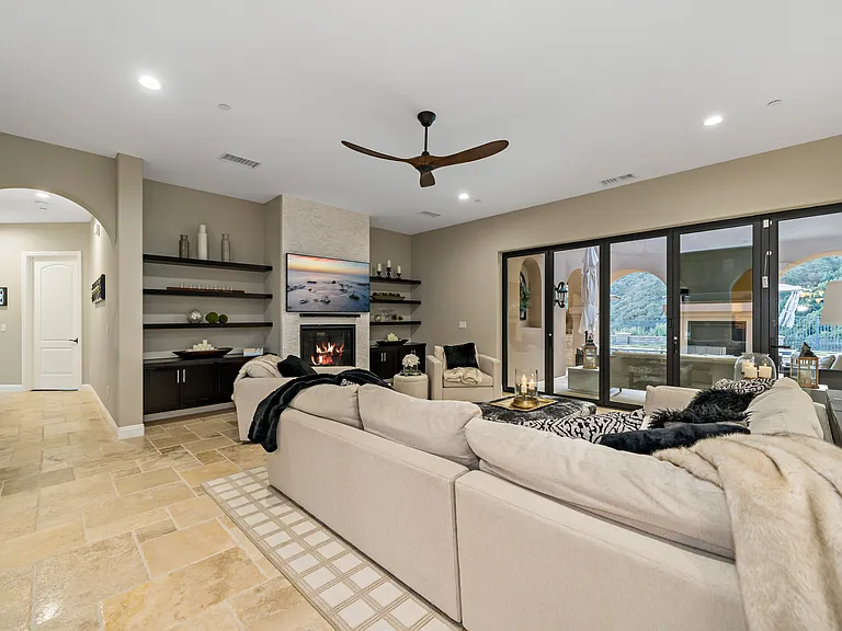 43841 Mountain Run Cir — Photo 9