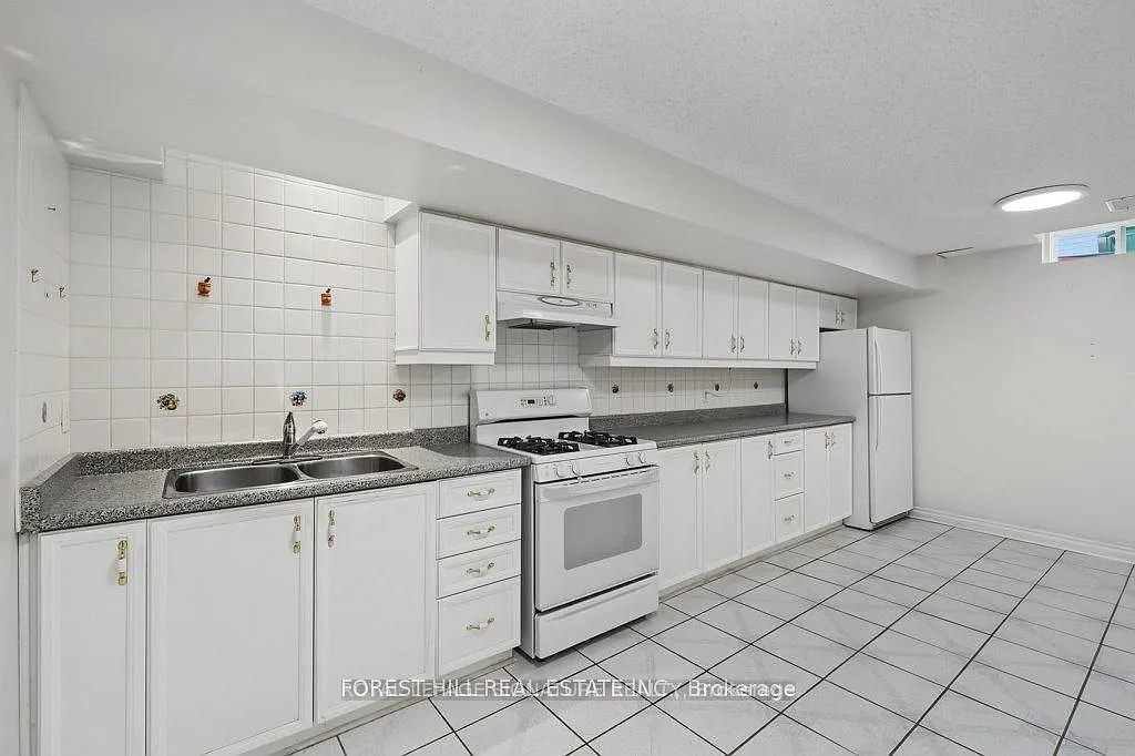 1 bed, $1,600 — Photo 4