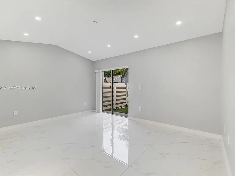 13765 SW 145th St — Photo 21