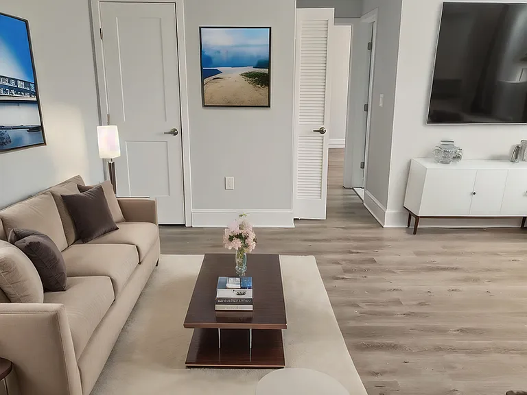 Riverside Estates Apartment Homes — Photo 12