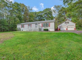 182 Bob Black Rd, Lake Ariel, PA 18436