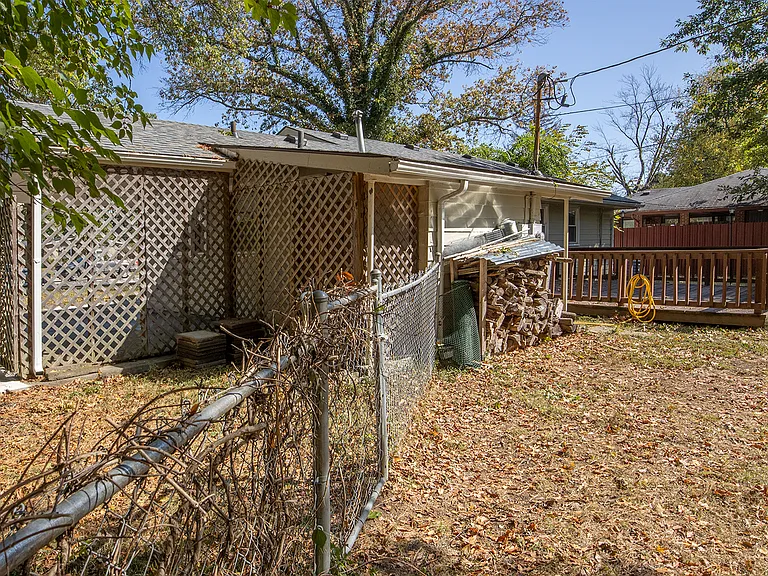 3100 Furman Blvd — Photo 5