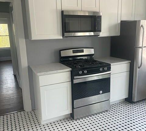 3rd image of 348 Colvin Ave #2