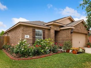 9910 Onyx Trail Dr, Rosharon, TX 77583