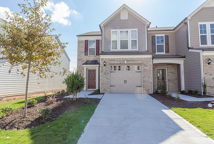 1st image of 1035 Laceflower Dr