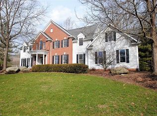 17501 Lakesedge Trl, Chagrin Falls, OH 44023