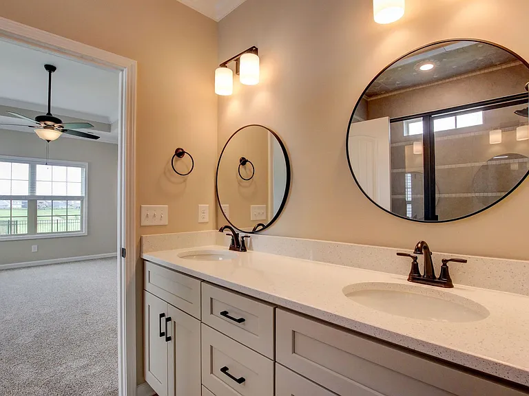 2547 Rafiki Dr — Photo 43