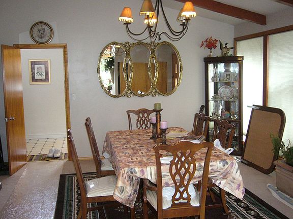 Formal dining