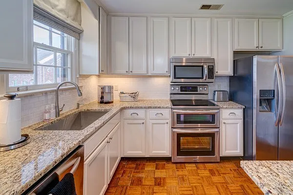 2 bed, 2.0 bath, 1157 sqft, $2,200 — Photo 4