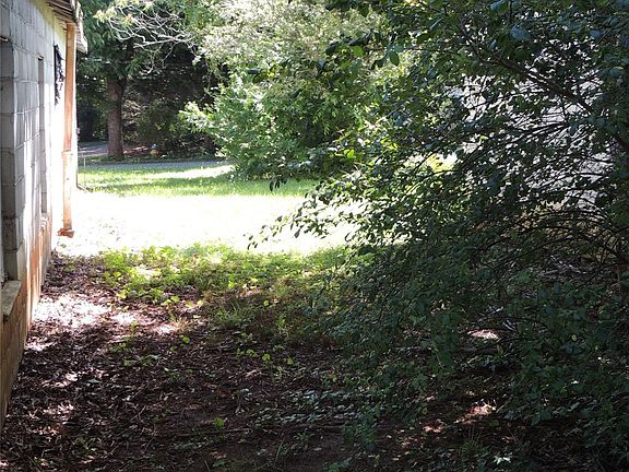 4th image of 2012 N Whisnant Ave