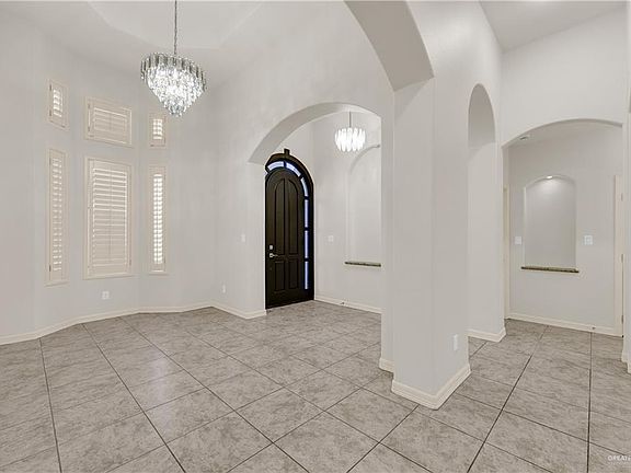 4th image of 2432 Leanna Denae Ave