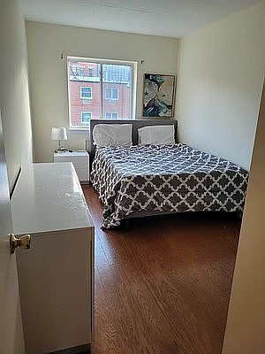 4th image of 16 E 118th St Fl 2