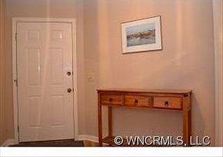 3rd image of 503 Red Oak Dr
