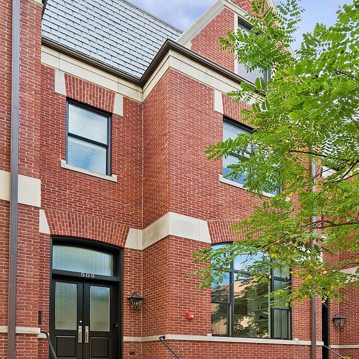 1st image of 509 W Menomonee St