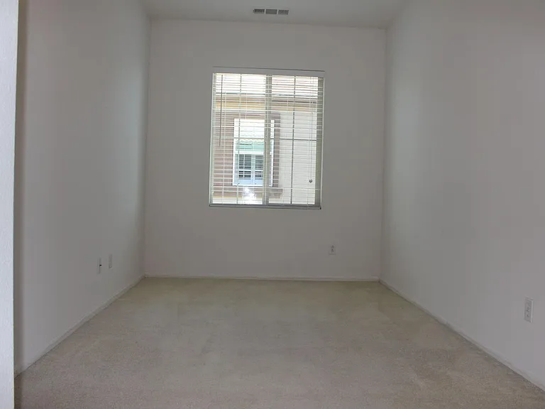 10631 Canyon Grv #15 — Photo 15