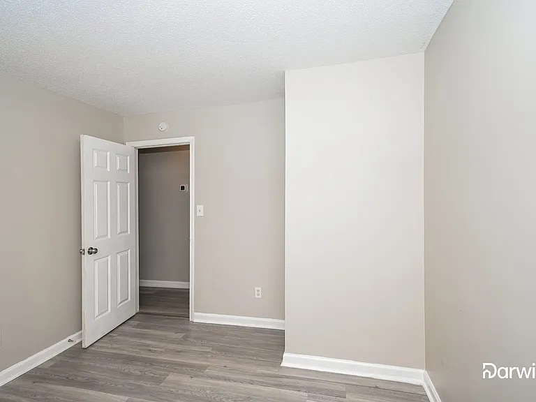54 Connie Dr — Photo 6