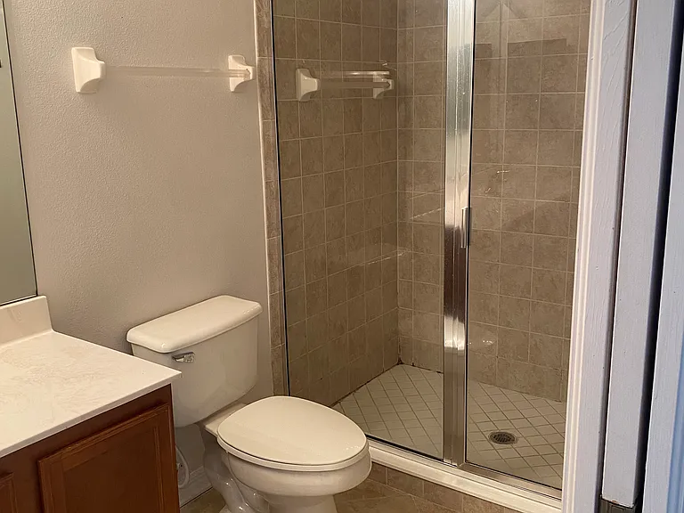 3333 Wilshire Way Rd #8 — Photo 20