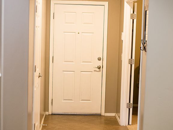 3rd image of 383 W Corte Planga