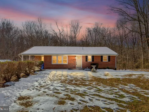 6223 Ford Dr, Indian Head, MD 20640