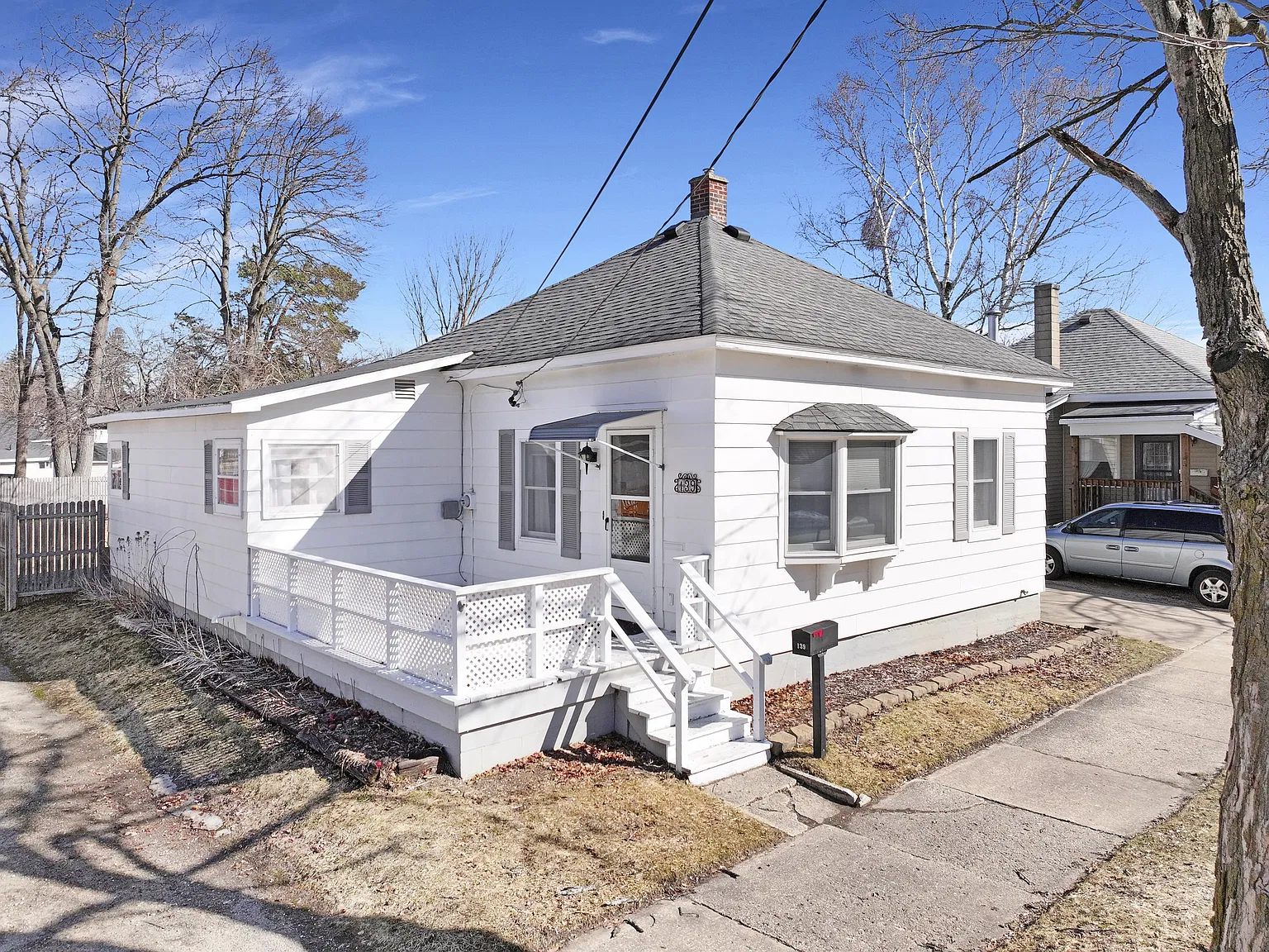 139 Mosser Street - 1 — Photo 1