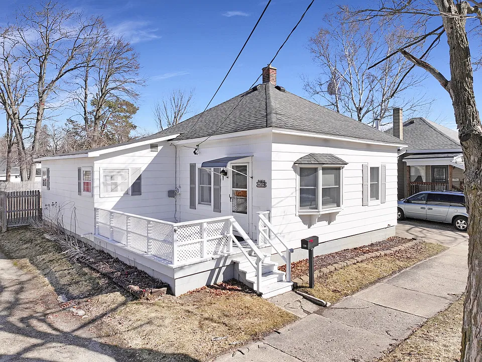 139 Mosser St #1