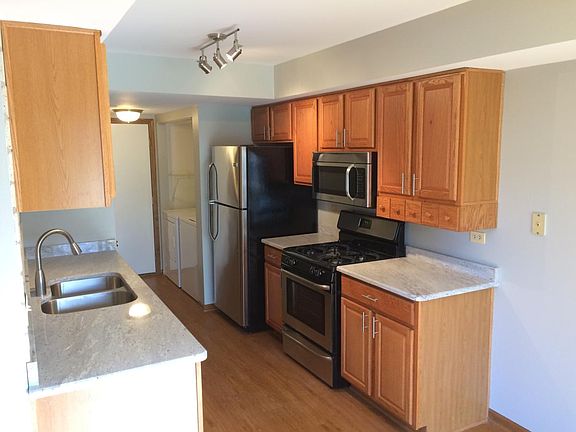 4th image of 16131 Creekmont Ct