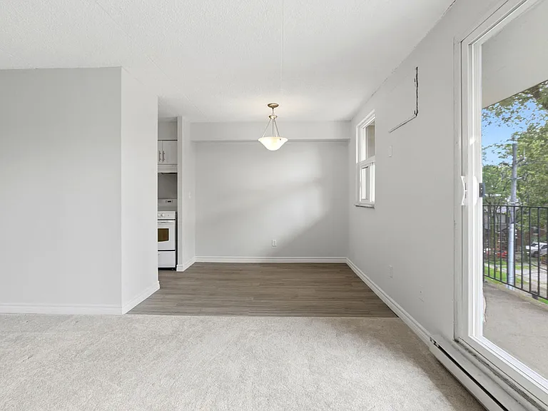 3150 Donnelly St — Photo 1
