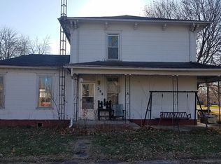 302 2nd St, Hindsboro, IL 61930