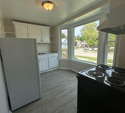 3rd image of 1318 McPherson St #2