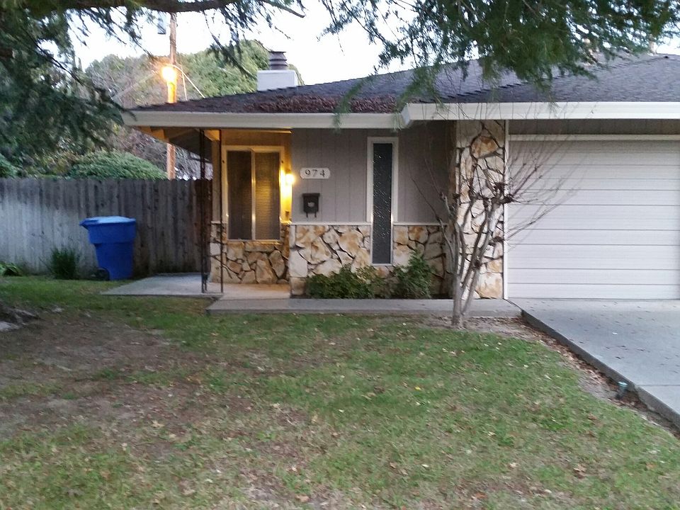 Front of duplex