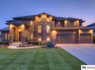 2004 S 214th St, Elkhorn, NE 68022