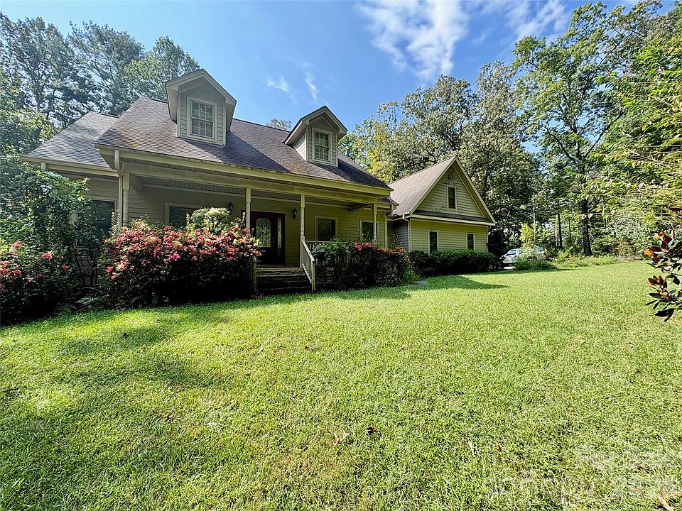 1st image of 502 Pace Rd