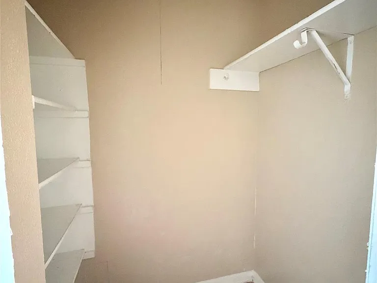 12400 Brookglade Cir #43 — Photo 11