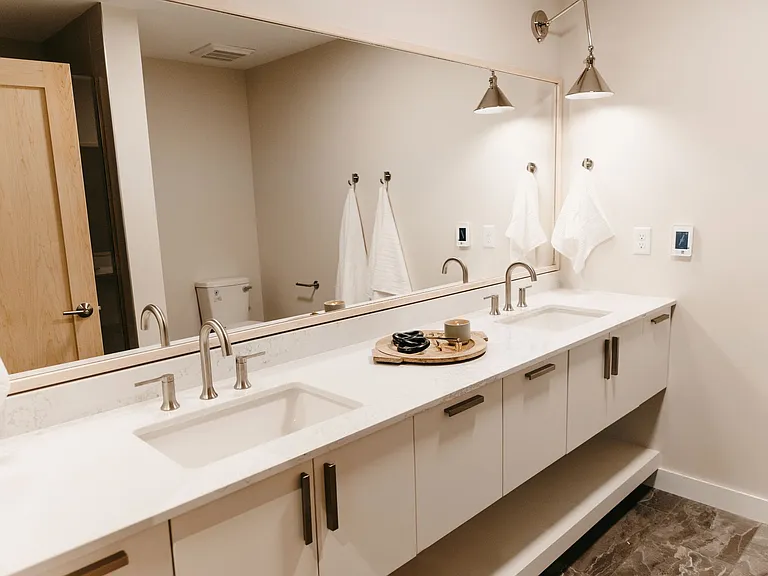 The Dakota Flats at Cherapa Place — Photo 8