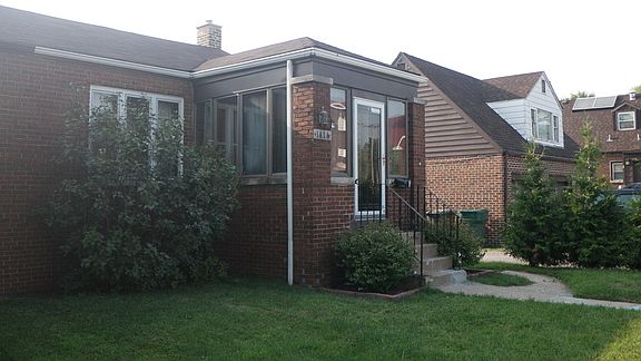 2nd image of 1414 S Stanton Ave