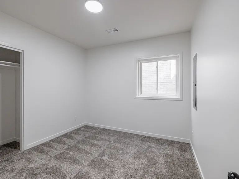 6204 Franciscan Dr — Photo 46